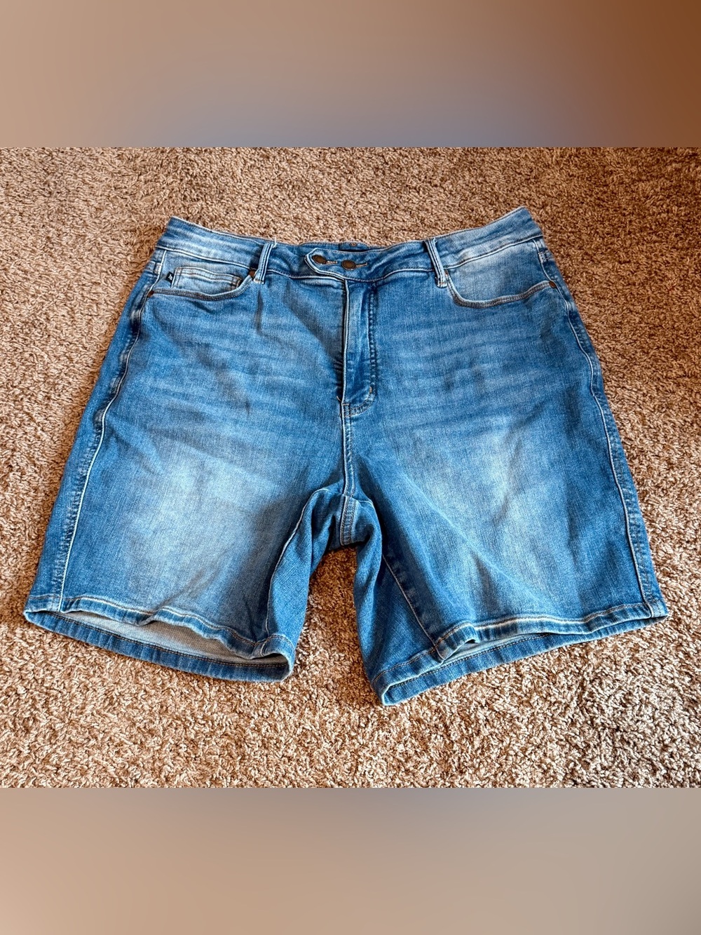 Judy Blue Faded Blue Women's Denim Shorts